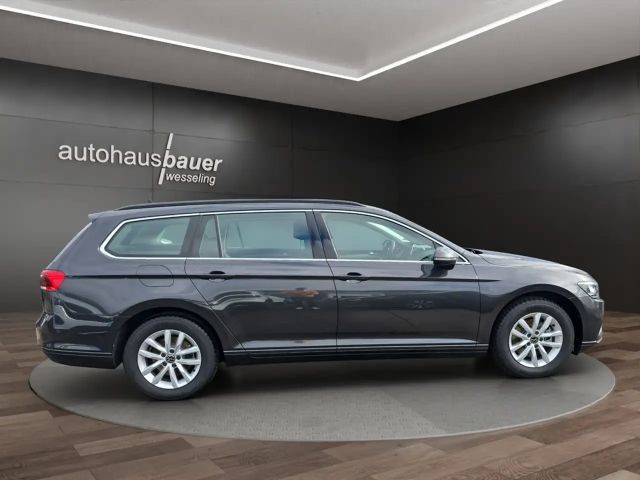 Volkswagen Passat 1.5 TSI Business Variant
