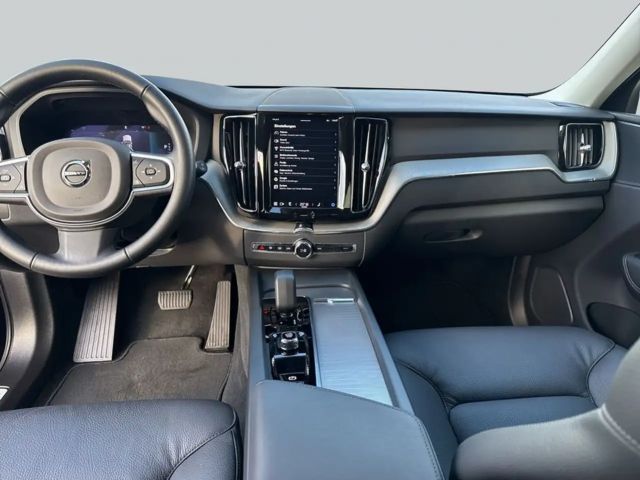Volvo XC60 AWD Core