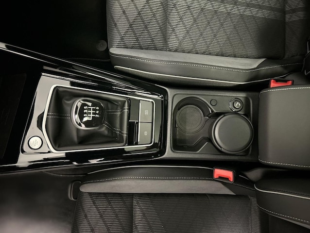 Volkswagen Golf 1.5TSI Navi LED-Matrix Anschlussgar