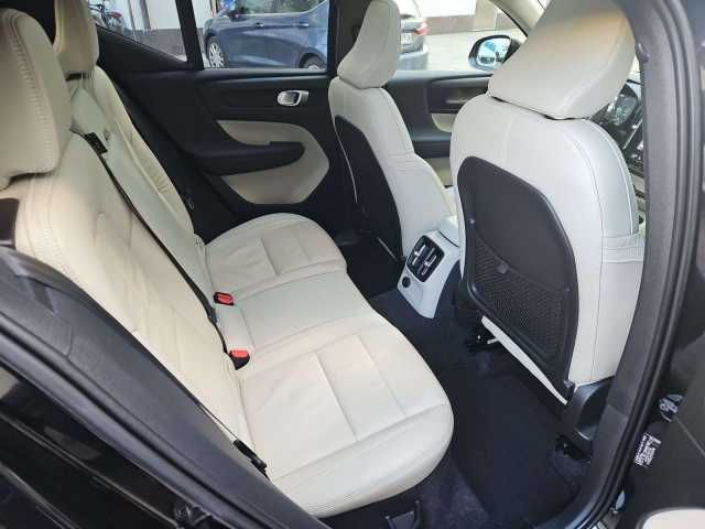 Volvo XC40 Dark Recharge Ultimate