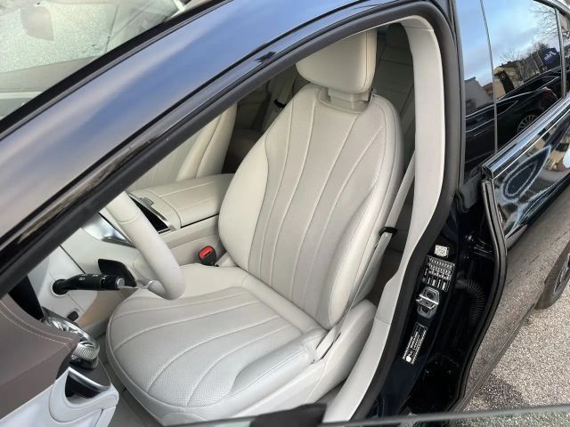 Mercedes-Benz EQE 300 AMG Line Sedan