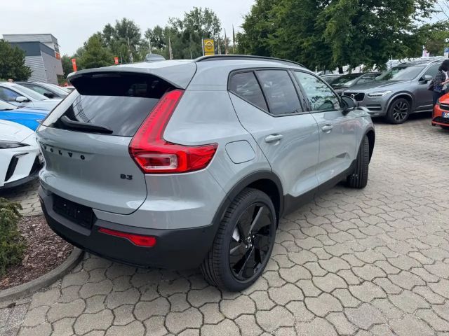 Volvo XC40 Plus