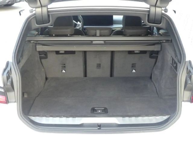 BMW 330 330e Touring xDrive