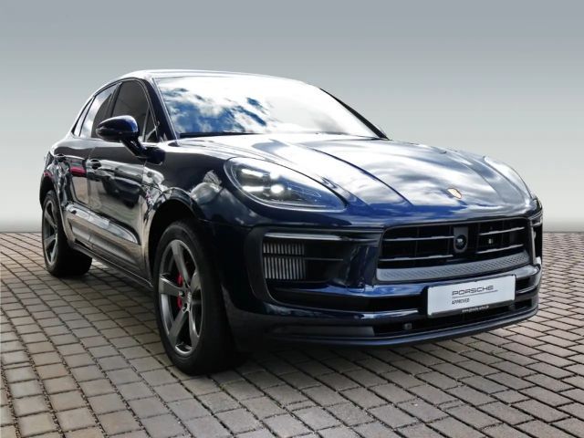 Porsche Macan S