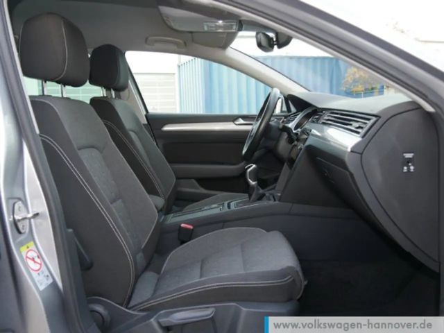 Volkswagen Passat 1.5 TSI Business Variant