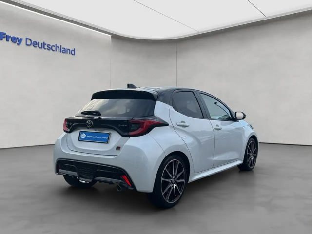 Toyota Yaris GR Hybride VVT-i