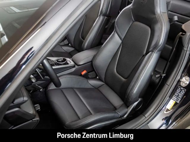 Porsche 992 Cabrio Carrera