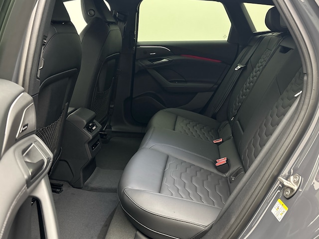 Audi A6 e-tron Avant Quattro