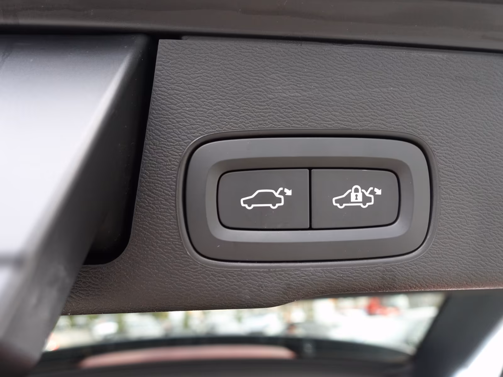 Volvo XC60 AWD Plus T6