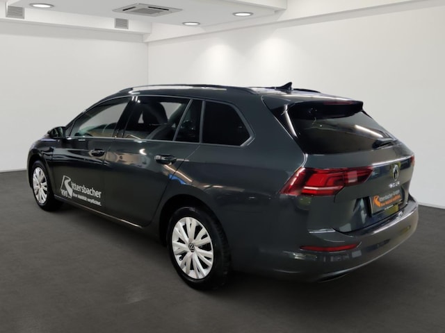 Volkswagen Golf Life Variant