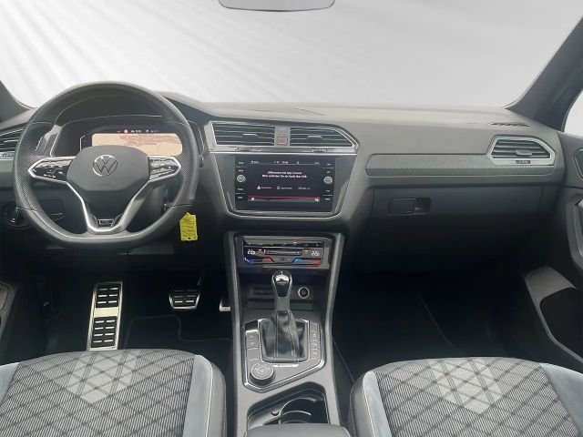 Volkswagen Tiguan 4Motion DSG R-Line