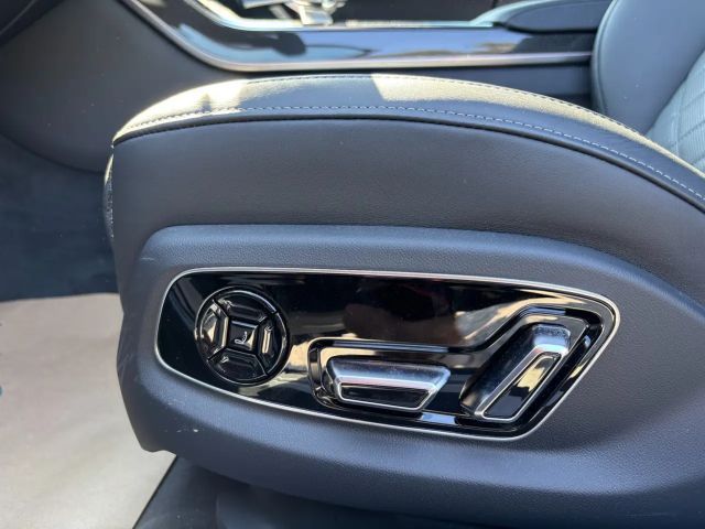 Audi A8 60 TFSI Hybride Quattro