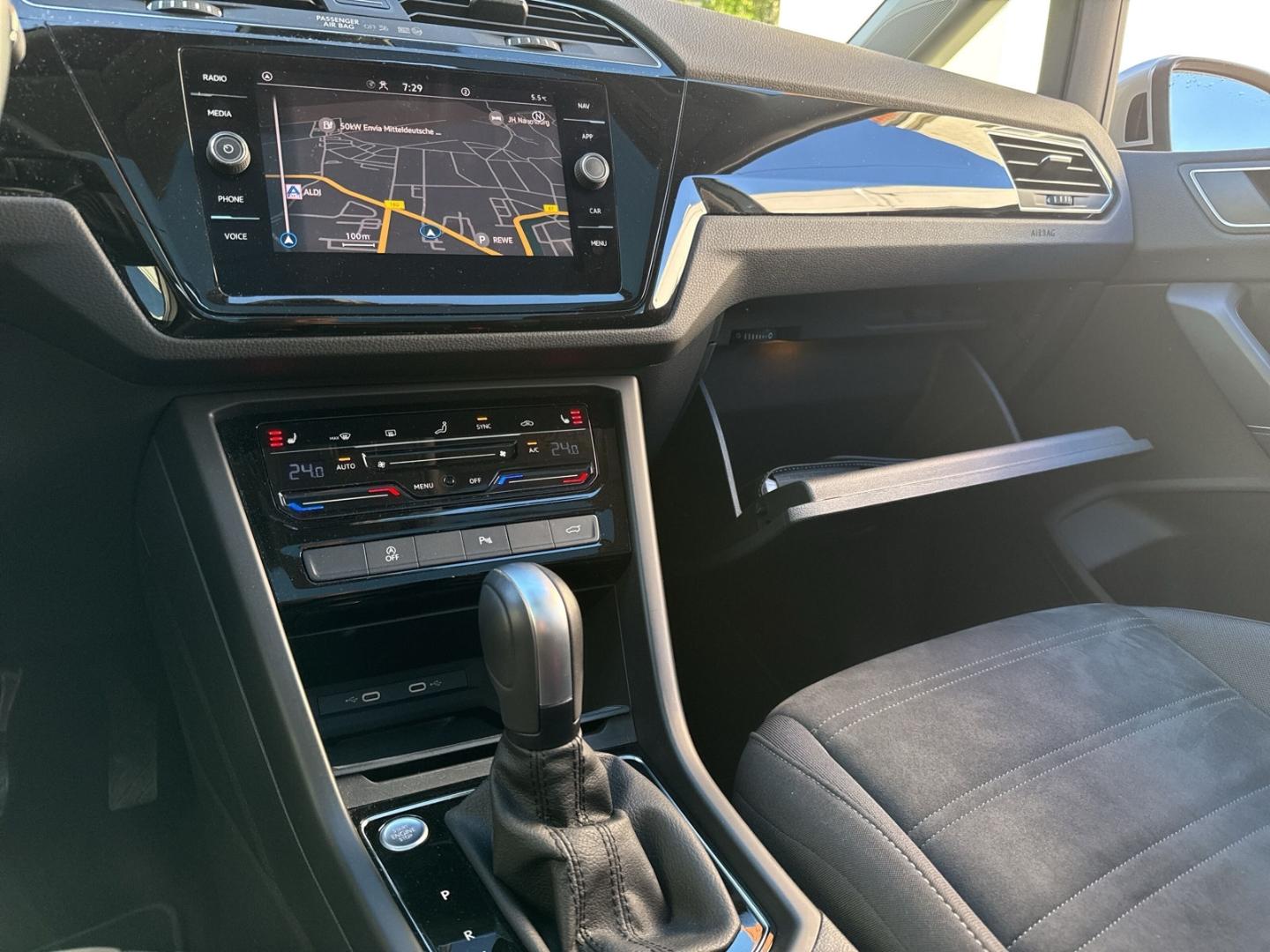 Volkswagen Touran 1.5 TSI DSG Highline