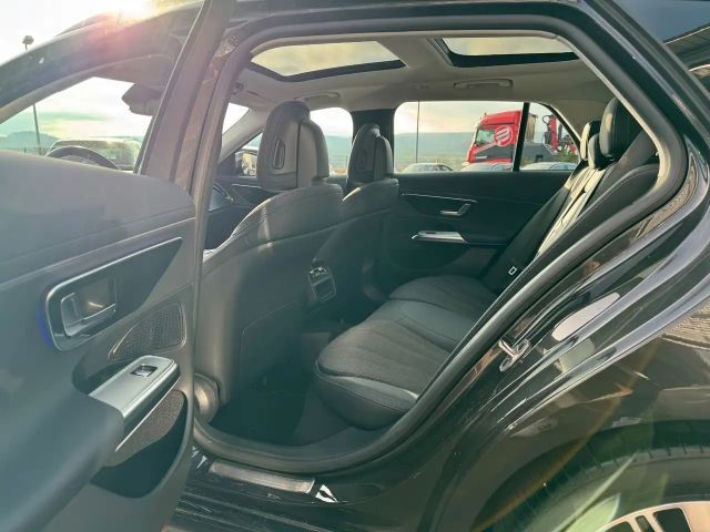 Mercedes-Benz E 220 AVANTGARDE E 220 d Estate