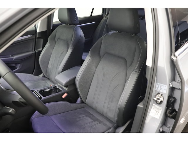 Volkswagen Golf 1.5 eTSI Style Variant