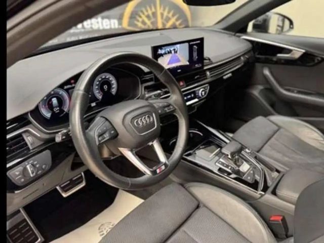 Audi A4 40 TDI Quattro S-Line