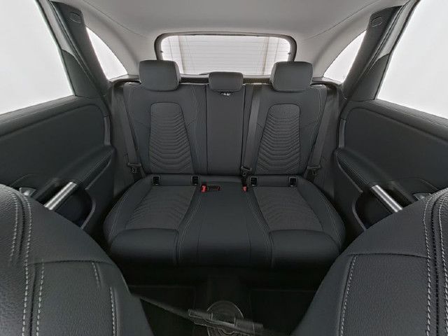 Mercedes-Benz B 200 Sedan