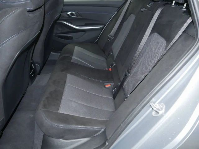 BMW 318 318d M-Sport Touring