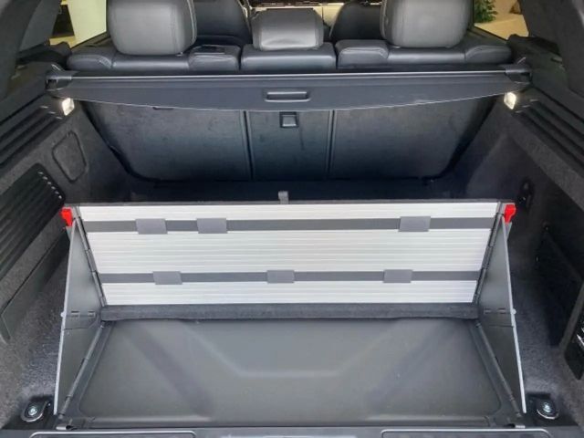 Land Rover Range Rover Sport SE