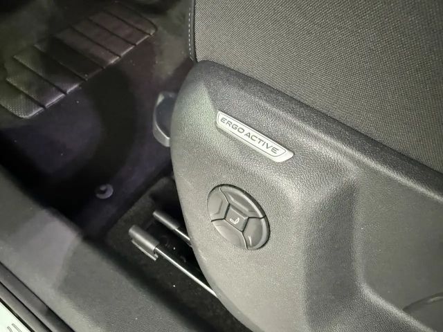 Volkswagen Tiguan 1.5 eTSI DSG IQ.Drive R-Line