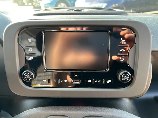 Fiat Panda Neues Modell 1.0 *5 Sitzer Klima PDC DAB*