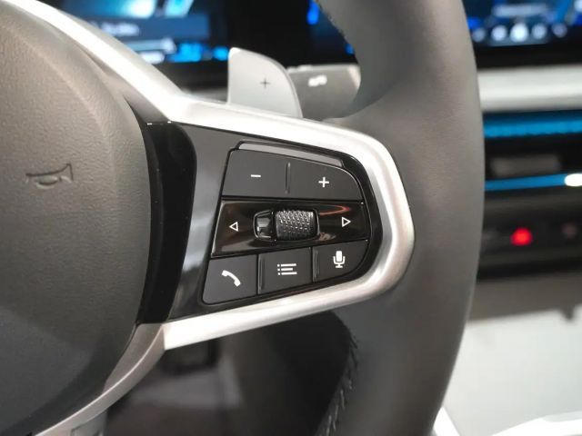 BMW 330 330e Sedan xDrive