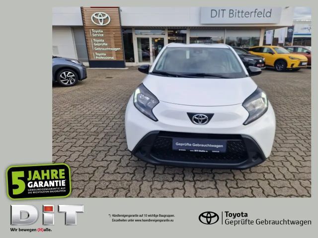 Toyota Aygo 1.0 VVT-i Hatchback Play
