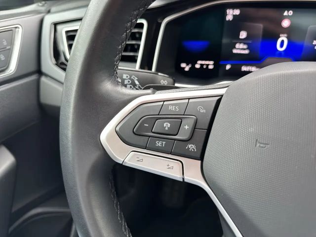 Volkswagen Taigo 1.0 TSI DSG R-Line