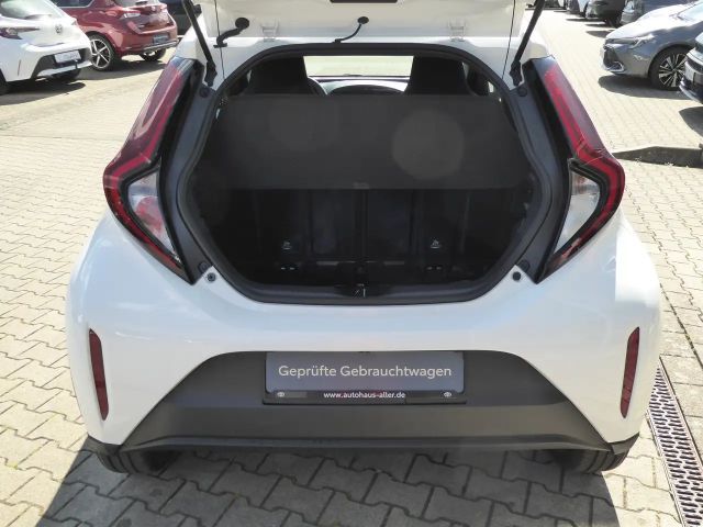 Toyota Aygo X Business Hatchback