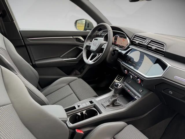 Audi Q3 35 TFSI S-Line