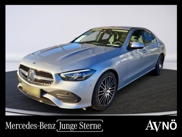 Mercedes-Benz C 200 C 200 d Sedan