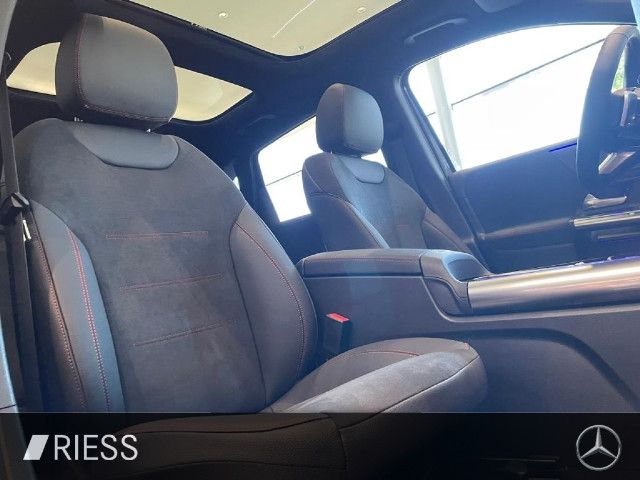 Mercedes-Benz B 220 4MATIC Sedan