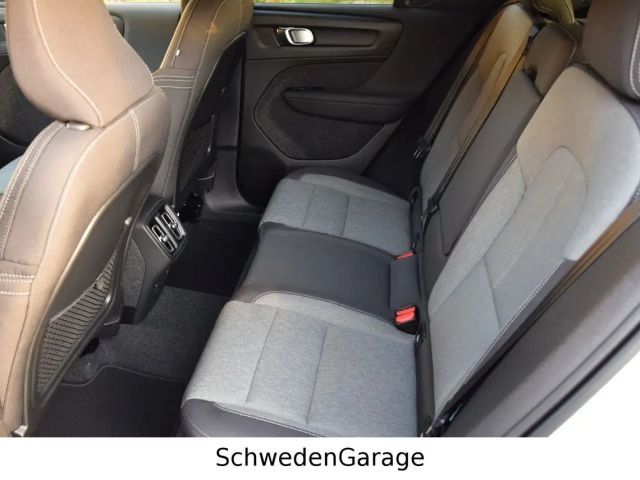 Volvo XC40 B4 STHZG/360°/AHK