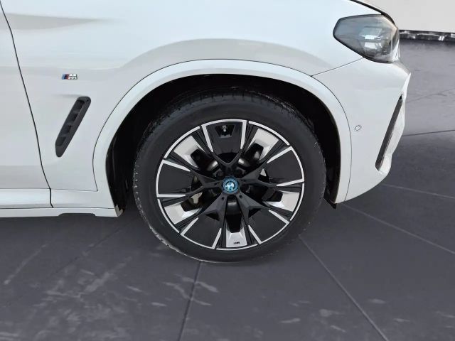 BMW iX3 iX3