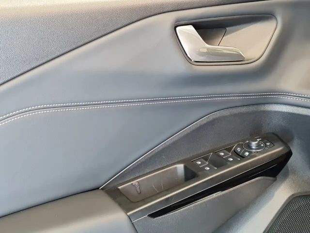 Ford Puma EcoBoost Titanium