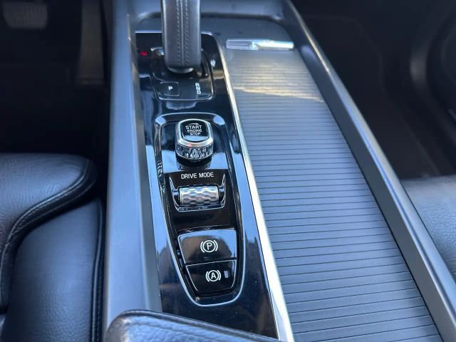 Volvo XC60 AWD Geartronic Momentum