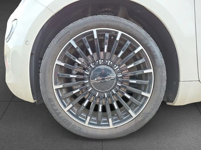 Fiat 500e 42 kWh Icon