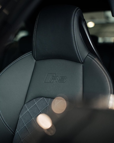 Audi RS4 Avant Quattro