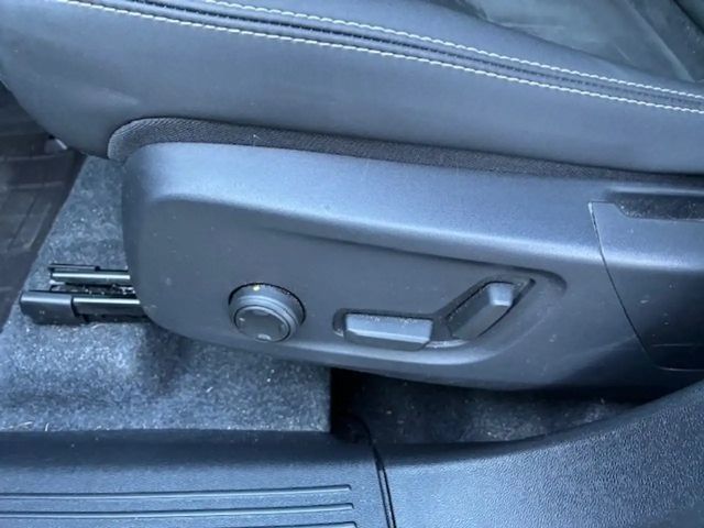 Volvo XC40 Dark Ultra