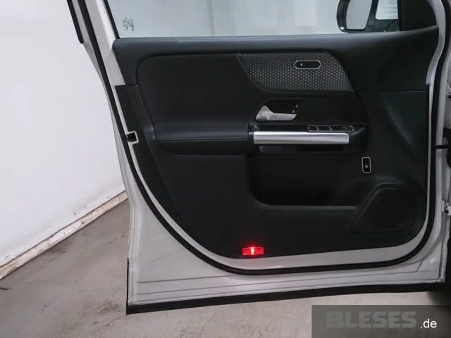 Mercedes-Benz GLA 180 GLA 180 d Progressive