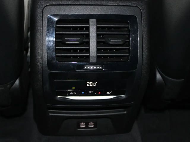 BMW X3 40i Kamera HiFi Lenk+Sitzh.Memory Live+ 20"