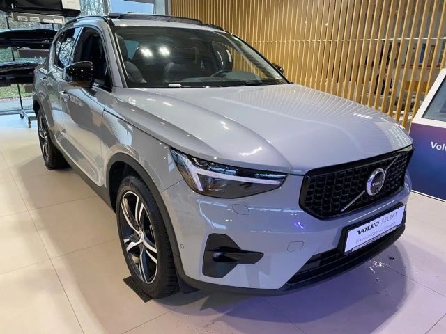 Volvo XC40 Dark Plus