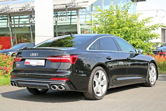 Audi S6 Quattro Sedan