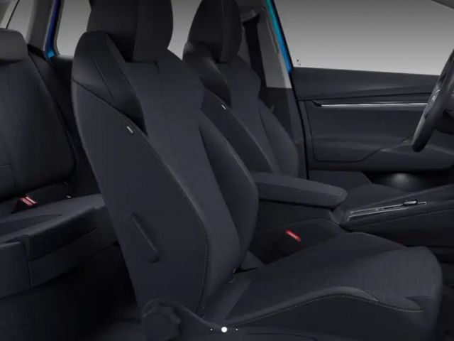 Skoda Elroq 60 *AHK*MATRIX*ACC*NAVI*R-CAM*SHZ*DAB*19*