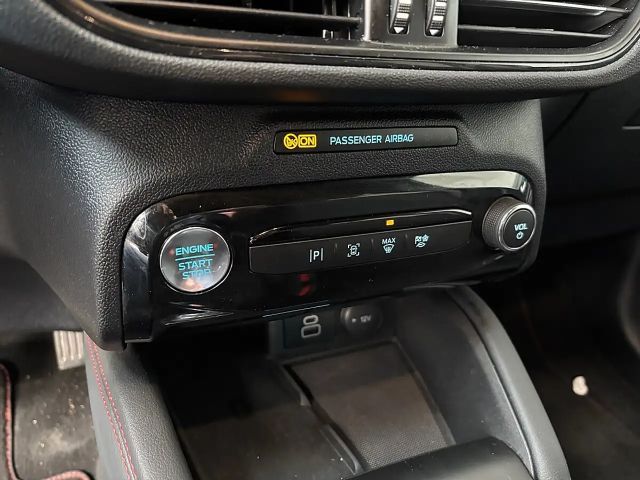 Ford Kuga Hybrid ST Line