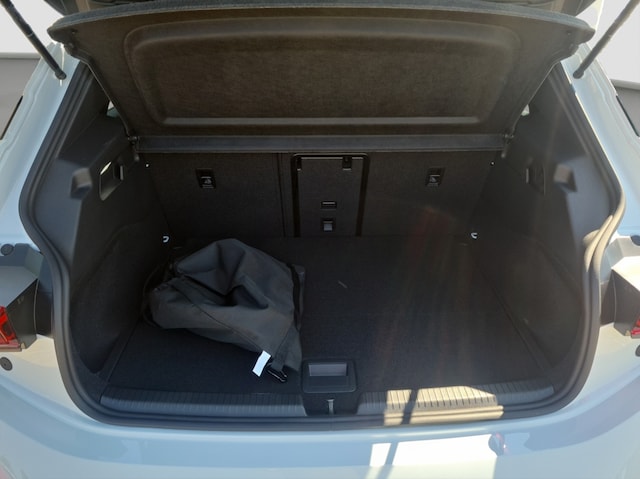 Cupra Born 240 KW 79 kWh ACC Navi KlimaA PDC Pano