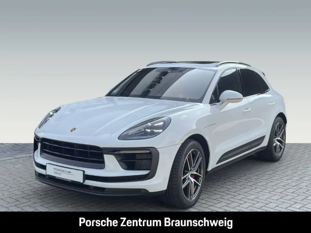 Porsche Macan S