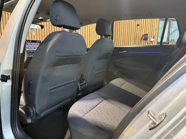 Volkswagen Golf DSG Variant