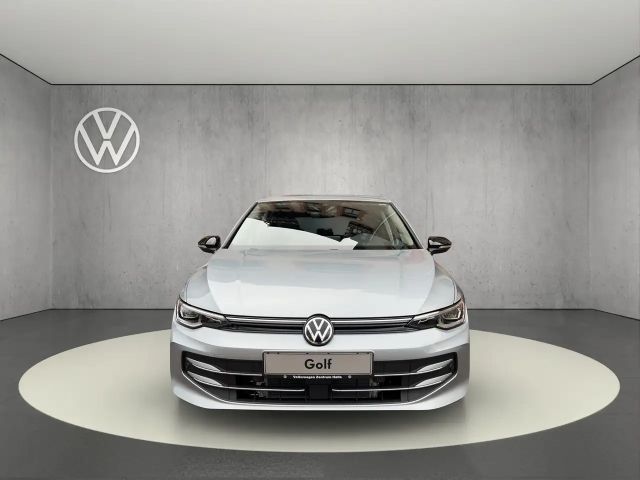 Volkswagen Golf 1.5 eTSI DSG Golf VIII