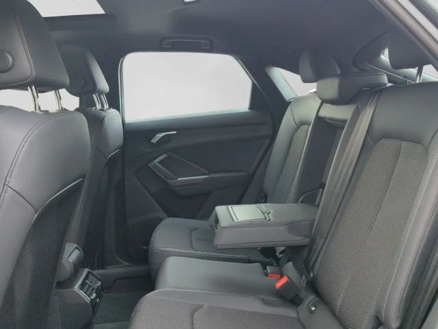 Audi Q3 35 TDI S-Line